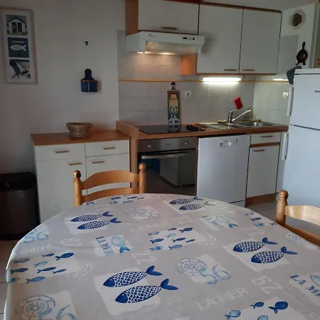 Dom wakacyjny Maison Avec Jardin, Piscine Et Proche Mer A - Fr-1-485-78 *