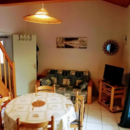 Maison Avec Jardin, Piscine Et Proche Mer A - Fr-1-485-78 * Jard-sur-Mer